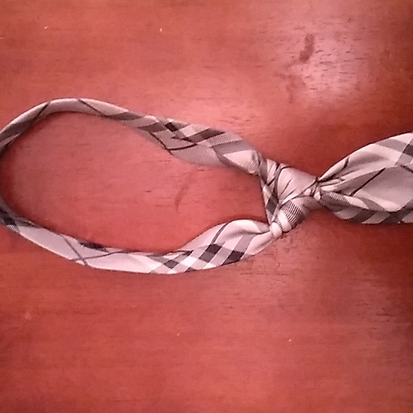 Necktie - Picture 3 of 4